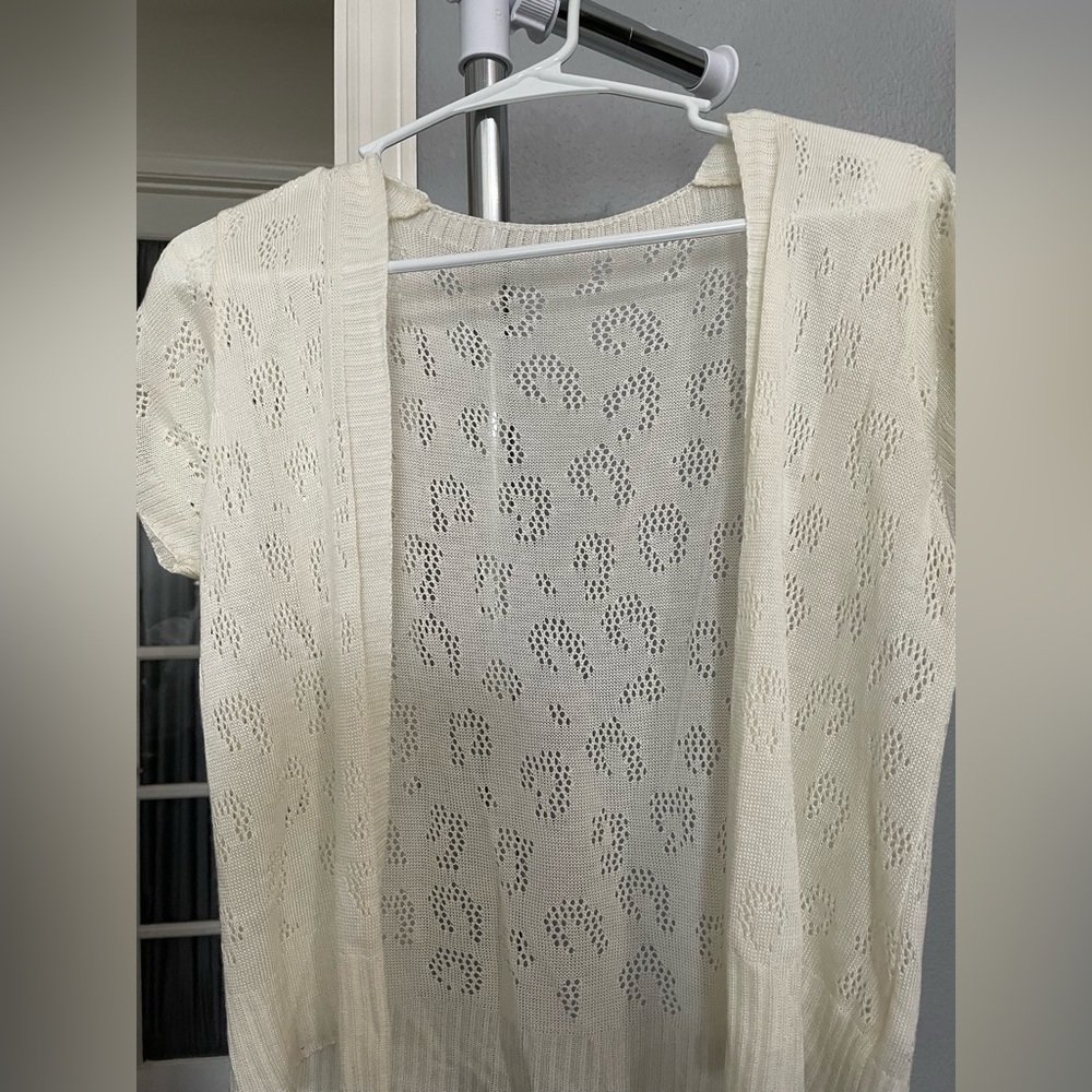 Light Cardigan Shrug